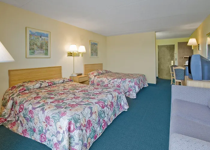 Broadview Inn Suites 2*